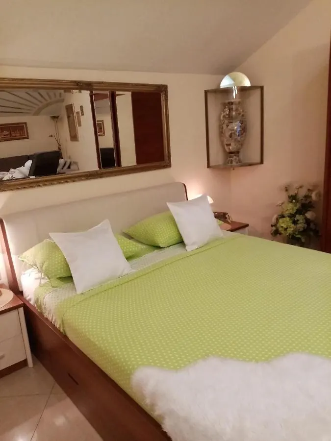 Apartments & Rooms Trogir Stars Free Parking 4*,